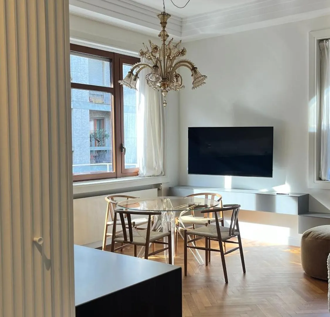 Morozzo 1939 - Elegant, Peaceful, Near Duomo 아파트